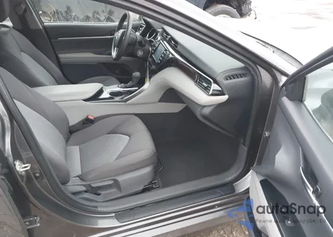 2019 Toyota Camry Le from USA, damaged, VIN 4T1B11HK3KU814829